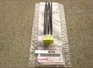 FITS: 01 - 04 TOYOTA TACOMA REAR TAIL LIGHT PIGTAIL CONNECTOR OEM BRAND NEW - Picture 1 of 6