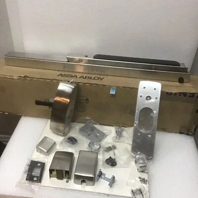 "Dispositivo de varilla vertical Sargent Assa Abloy 32"" diestro" Foto 1 de 4