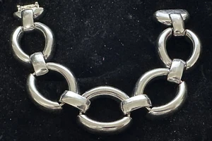 Chico's shiny silver t bracelet chunky chain magnetic clasp signed Statement NEW - Picture 1 of 3