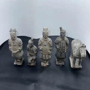 Vintage Chinese Terracotta Warrior Xian Army Soldier Statue Figure Lot of 5 - Picture 1 of 16