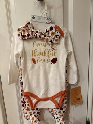 NUEVO CON ETIQUETAS Niñas Talla 6-9 Meses Conjunto de Tres Piezas Marca Baby Gear SKU HWB5 Foto 1 de 4