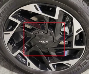 Tapacubos 4 piezas aptos para 2023 2024 2025 KIA Sportage fábrica rueda 19" como se muestra en la foto - Imagen 1 de 3