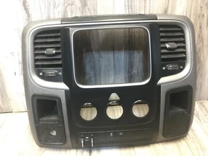 Dodge Ram 1500 2500 3500 2013-2018 radio control de clima tablero bisel gris/negro - Imagen 1 de 8