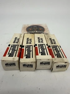 Spark Plug Mighty R42 PACK OF 4 M4R42 NOS - Picture 1 of 1