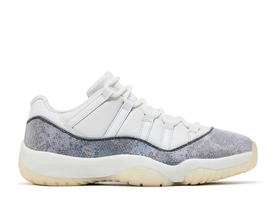 Jordan 11 Retro Bajo Año de la Serpiente Talla 9.5, DS NUEVO Foto 1 de 1