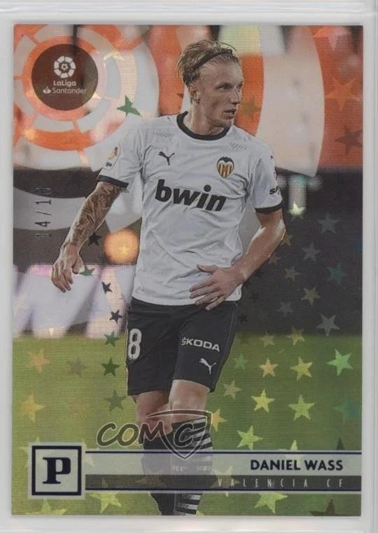 2020-21 Panini Chronicles Panini La Liga Blue Astro /16 Daniel Wass #24 - Image 1 of 2