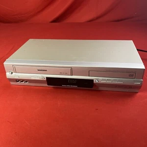 Toshiba (SD-V394SU) DVD/CD/VHS Combo Player - Please Read - Picture 1 of 12