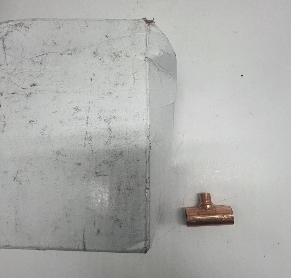 QTY 50 NIBCO Wrot Copper, Cup x Cup x Cup, 1/2 in x 1/2 in x 1/4 in Copper Tube - Image 1 of 4