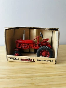 1991 ERTL MCCORMICK FARMALL CUB TRACTOR 1/16 #652 1959-1963 NIB - Picture 1 of 7