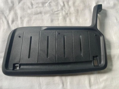 2019 - 2022 MERCEDES SPRINTER 2500 FRONT RIGHT SUN VISOR HOLDER OEM A9106902100 - Image 1 of 2