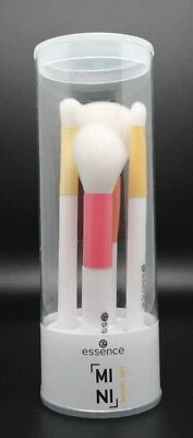 Essence: Mini Brush Set - Pinselset - Mini Blut Fluffy - Bild 1 von 2
