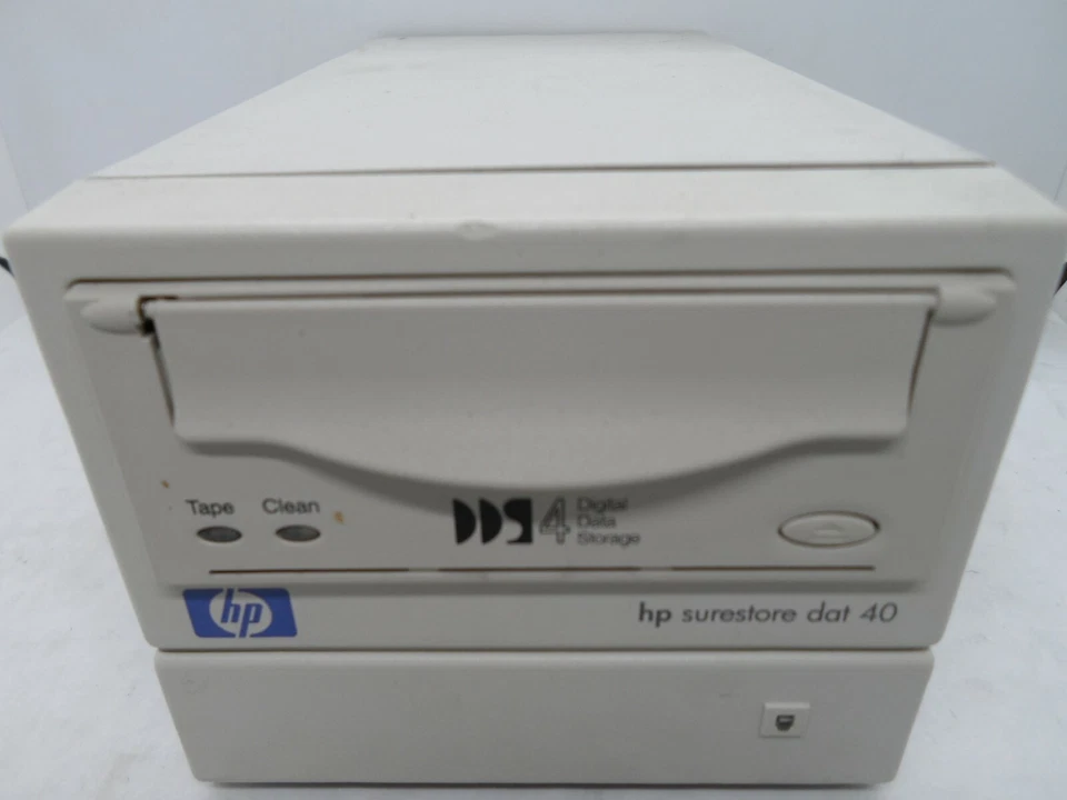 HP Compaq SCSI External DDS4 DAT40 Tape Drive C5687-60003 C5687B C5687A C5687D - Image 1 of 3