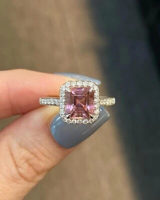 Anillo de compromiso Asscher de oro blanco de 18 quilates de 2,05 quilates de turmalina rosa natural y diamantes Foto 1 de 4