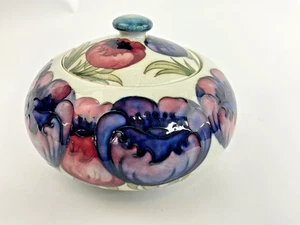 William Moorcroft 1920/30er Jahre große Mohnblumen Schale und Deckel - Bild 1 von 9
