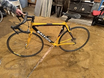 Bicicleta RALEIGH. Foto 1 de 4