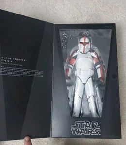 Medicom 1/6 Clone Trooper Captain - Picture 1 of 8