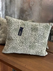 Pkt Of 2 Luxury Colefax & Fowler Malabar Green Velvet Cushions - Picture 1 of 3