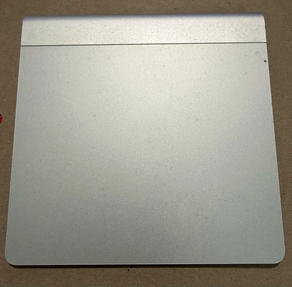 Apple A1339 Magic Trackpad Wireless Bluetooth tested works great free ship - Image 1 of 1