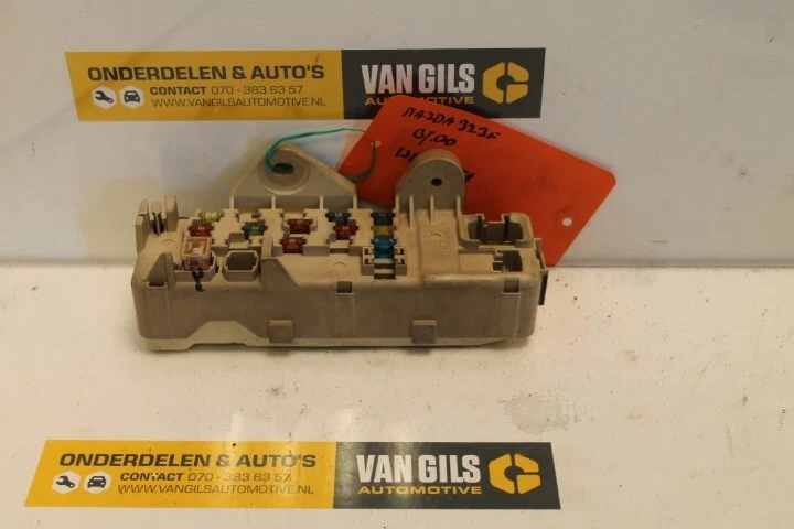 CAJA FUSIBLES MAZDA 323 FASTBREAK (BJ14) 2000 8L1109634898 Foto 1 de 1