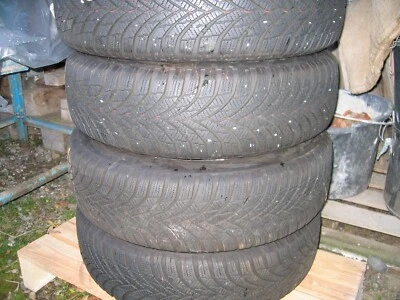 Toyota Yaris P13 Winterreifen 175/65R15 84T Winterräder - Bild 1 von 4