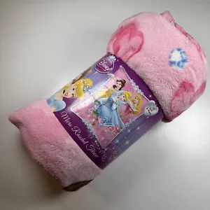 Coperta accogliente morbida e calda micro raschel lancio Disney Princess 46 x 60 pollici - Foto 1 di 4
