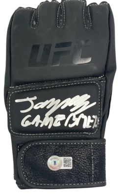 JORGE MASVIDAL SIGNED UFC MMA OFFICIAL GLOVE PROOF AUTHENTIC AUTOGRAPH BECKETT 1 - Image 1 of 2