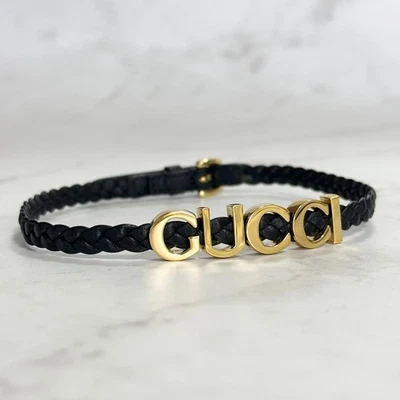 Gargantilha GUCCI Colar Logotipo Couro Preto Ouro Acessório Feminino Usado Autêntico - Imagem 1 de 4