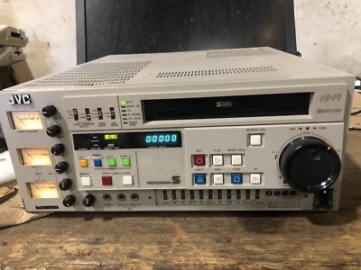VINTAGE JVC Editing RECORDER BR-S811U - Image 1 of 3