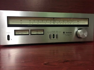 Technics ST-7300 Tuner Vintage Analogico - Foto 1 di 12