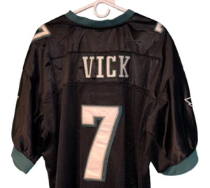 Michael Vick Reebok Official NFL Eagles #7 Jrsey V-neck Short Sleeve sz 54 - Picture 1 of 7