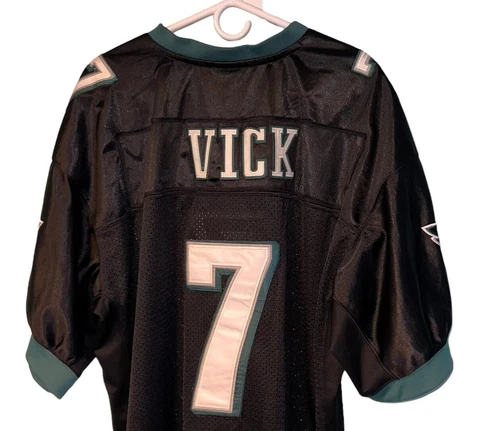 Michael Vick Reebok Official NFL Eagles #7 Jrsey V-neck Short Sleeve sz 54 Cover