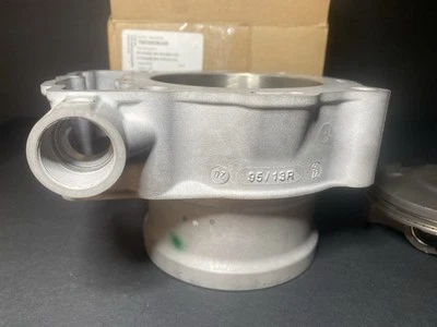 Оригинальный поршневой комплект Ktm 450 Exc/xcw 2008-09 заводской цилиндр 78030038300 - Изображение 1 из 4