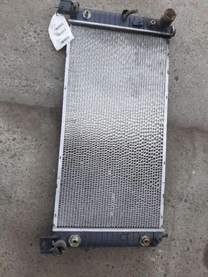 Radiador con paquete de refrigeración mejorado Opt K5L 09-14 Suburban 1500 20935856 Foto 1 de 4