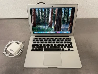 Apple MacBook Air A1466 13,3 Zoll (128GB SSD, Intel Core i5, 4GB Ram) 2015 - Bild 1 von 4