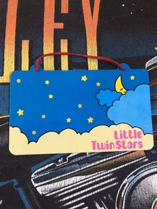 Vintage Sanrio Little Twin Stars Mini Nummernschild 1976 Japan Selten Rarität - Bild 1 von 9