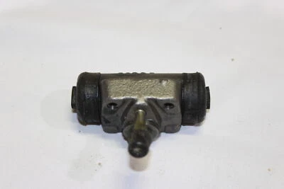 Cilindro freno rueda trasera bmw e-10 2002 Foto 1 de 3