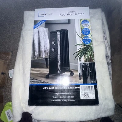 Mainstays 1500W Mechanical Oil Filled Electric Radiator Heater WSH07O2ABB, Black - Image 1 of 4
