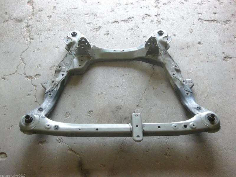 2001-2009 Toyota Highlander Front Engine Cradle Crossmember Assembly OEM Foto 1 de 4