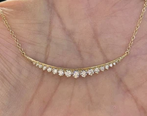 1.00Ct Round Cut Lab-Created Moissanite Women's Pendant 14K Yellow Gold Plated - Picture 1 of 4