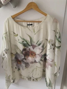 ROMAN WOMEN'S STUNNING MAGNOLIA FLORAL PRINT BATWING CHIFFON POLYESTER LINED TOP - Picture 1 of 13