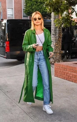 Elegante gabardina de cuero verde hecha a mano de piel de cordero genuina para mujer Foto 1 de 4