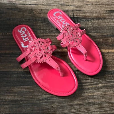 Circus by Sam Edelman Canyon Medallion Flat Thong Sandals Coral Pink Size 7.5 - Image 1 of 4
