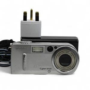 Sony Cyber-shot DSC-P9 Digital Camera Silver 4.0MP 3x Zoom Retro + Charger - Picture 1 of 9