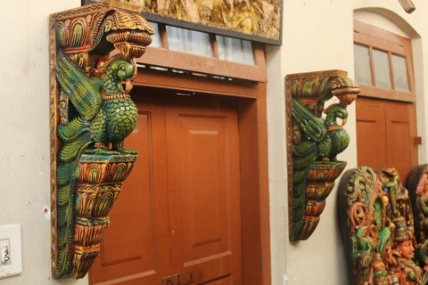 Peacock Corbel Pair Wall Bracket Wooden Bird Sculpture Vintage Home Decor Green Cover