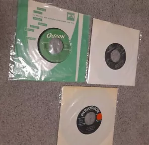BEATLES, 3x 7" Singles: Yesterday D / All You Need Is Love UK / Michelle I - Bild 1 von 4