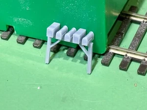 Mail Box HO 1:87 Scale - Pack of 6 - Diorama Model Train Layout Round & Square - Picture 1 of 2