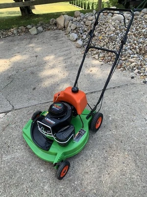Lawn Boy Commercial Push Mower Duraforce 6.5hp. Model 22260 - Image 1 of 4