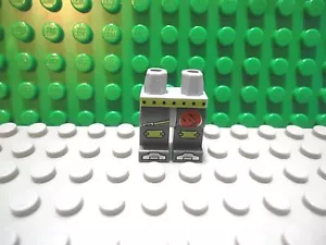 Lego mini figure 1 Dark Bluish Gray legs Atlantis Diver - Imagen 1 de 2