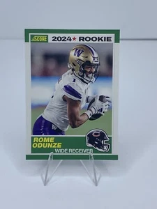 2024 Panini - Score Football Roma Odunze 2024 Rookie Throwback RC #6 - Foto 1 di 2