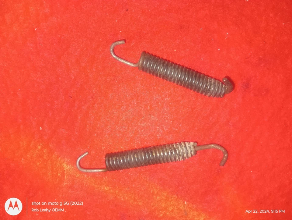 Yamaha YZ250 1991 resortes de escape Foto 1 de 1